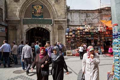 paket umroh plus turki 2018 2019 mengunjungi grand bazaar turki istanbul